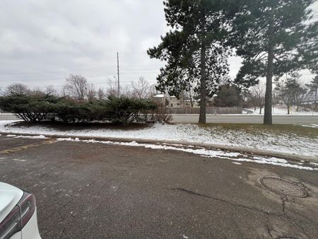 For Lease - 7030 Copenhagen Road Unit# 28 (Basement Studio), Mississauga, Ontario - Photo 3