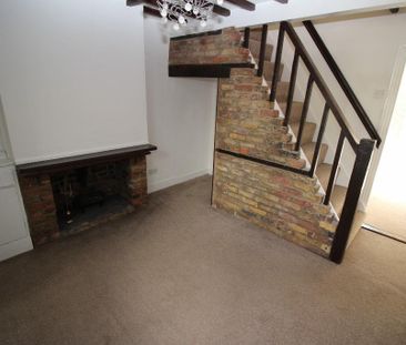 2 bedroom terraced house to rent - Photo 1
