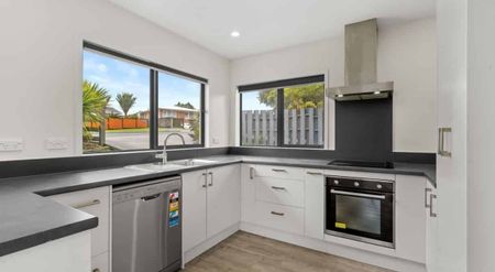 4 Bedroom Home Available Now In Weymouth! - Photo 3