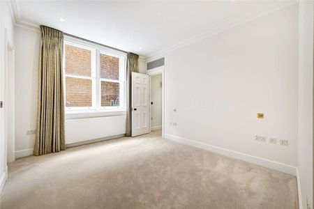 A stunning first floor three bedroom lateral apartment in a wonderful newly refurbished portered building situated on Sloane Street. - Photo 5