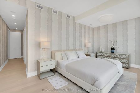 1 Yorkville Avenue #5405 - Photo 5