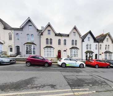 3 bedroom maisonette to rent - Photo 3