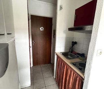 Location Appartement 1 pièce 17m² ALBI 81000 - Photo 2