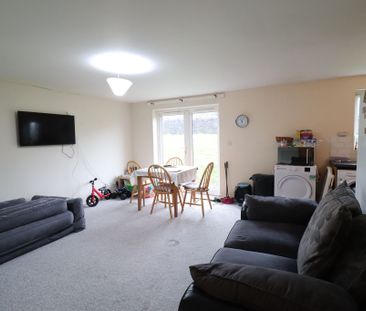 2 Bedroom Ground Floor Flat/apartment To Rent - Photo 1