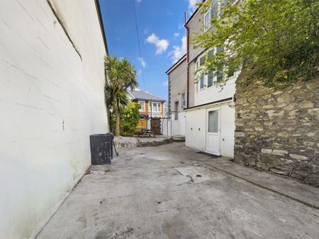 5 bedroom house share to rent - Photo 5