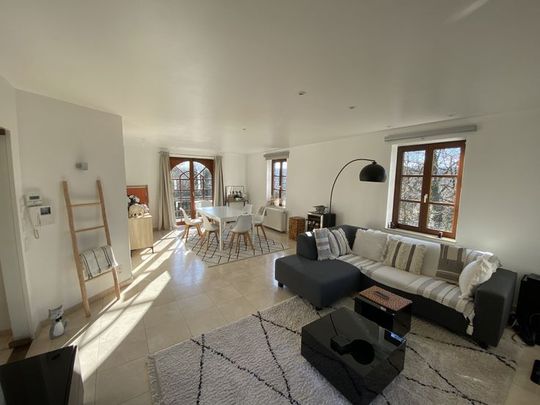 Appartement te huur - Foto 1