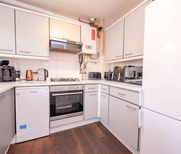 2 bedroom house to rent - Photo 1