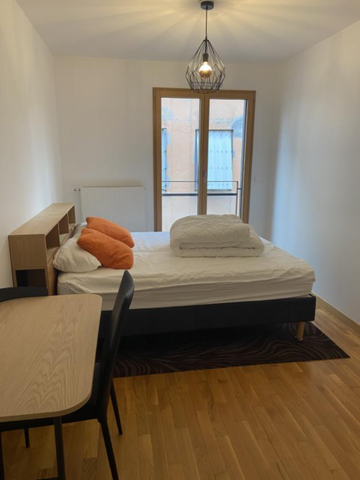 Location Appartement 3 pièces 74m² LYON 4ème - Photo 5