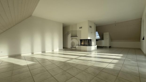 QUIET, LIGHT-FLOODED AND FULL OF CHARM - Photo 1