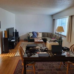 #2 two bedroom bdrm 1 October Kits Kitsilano 2 blks to beach - Photo 2