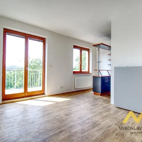 Pronájem bytu 1+kk, 32 m - Fotografie 1