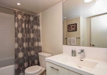 For Lease - 1 Valhalla Inn Road Unit# 601, Toronto, Ontario - Photo 4