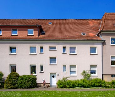 Wir renovieren für Sie! Tapete+Laminat - Photo 1