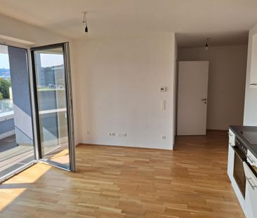 Wohnen über den Dächern von Linz - ideale 2 Zi-Wohnung! - Photo 2