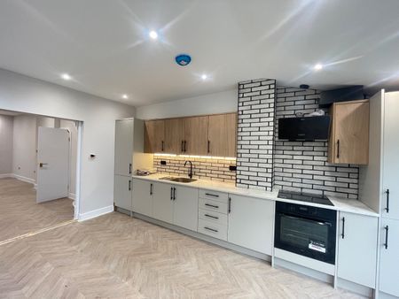 3 Bed Semi-Detached House, Carlingford Road, N15 - Photo 5