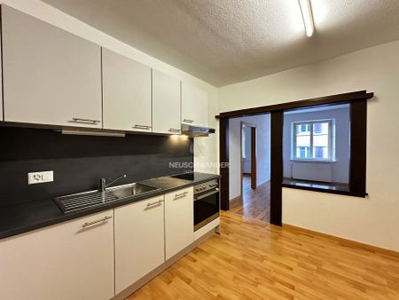 Appartement de 2.5 pièces à louer dans la vielle ville de Porrentruy - Photo 4