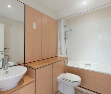 The Crescent, Park West, Dublin 12 - Photo 1