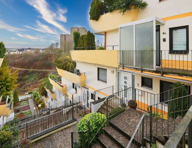 Großzügige 4-ZKB Wohnung mit Terrasse und Garage in ruhiger Höhenlage in Lahnstein-Am Kurpark - Photo 1