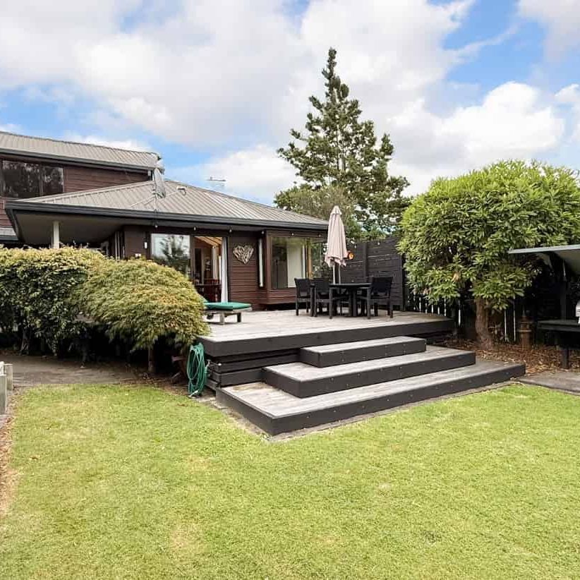 Fully Furnished, Spacious & Versatile Living - Photo 1