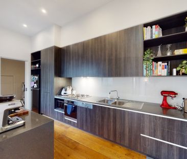 3 Monde Street, Camberwell VIC 3124 - House For Rent | Domain - Photo 6