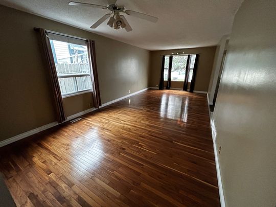 House in Daly Grove SE with Incentive - Photo 1