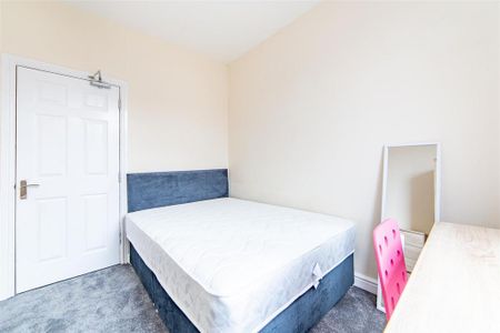 4 bedroom maisonette to rent - Photo 3