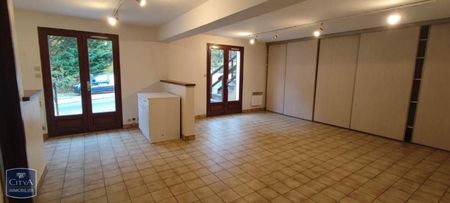 Location Appartement 3 pièces 65m² FONTAINE LE COMTE 86240 - Photo 2