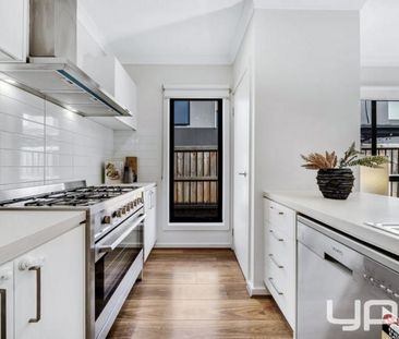 Experience Elegant and Luxurious Family Living in Clyde - Photo 3