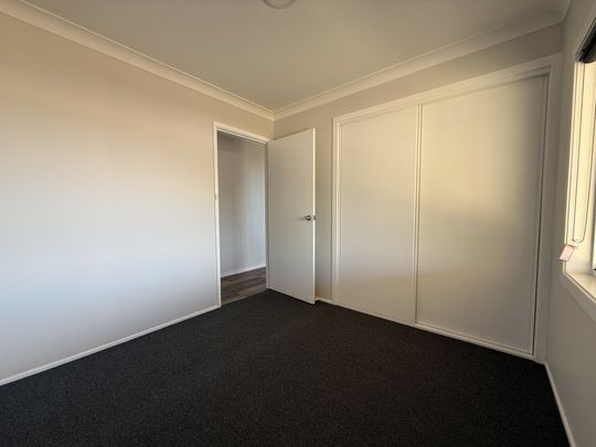 Renovated 2-Bedroom Haven - Photo 1