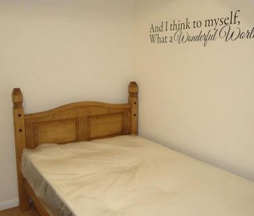6 bedroom house to rent - Photo 4