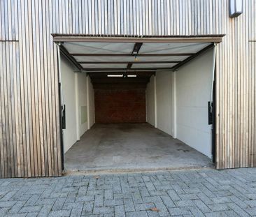 Nieuwbouw 2-slaapkamer appartement met garage - Photo 1