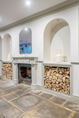 3 Bed Terraced House, Fenwick Place, SW9 - Photo 1