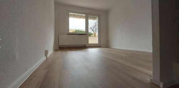 Kleine Zweiraumwohnung mit Balkon ! - Photo 2