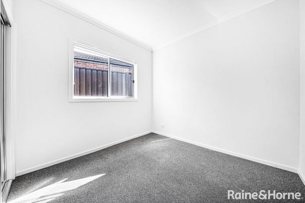 16 Legrange Crescent, Fraser Rise, VIC 3336 - Photo 1