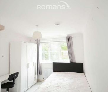 Earls Lane, Cippenham, SL1 - Photo 1