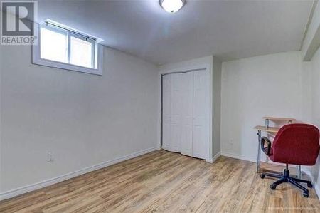 For Lease - 27 Wicks Drive, Ajax, Ontario - Photo 4