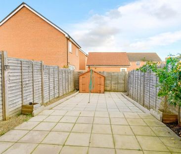 2 bedroom end of terrace house to rent - Photo 1