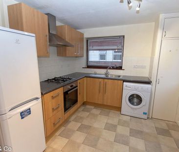 2 bedroom maisonette to rent - Photo 5