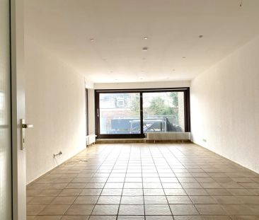 Großzügige Etagenwohnung mit Balkon und Tiefgaragenplatz im Stadtkern - Foto 4