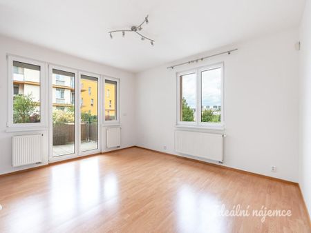 Pronájem bytu 2+kk 62 m2 - Photo 2