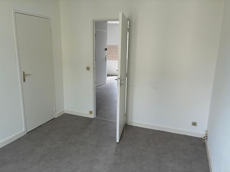 Location Appartement 2 pièces 36m² VALENCE 26000 - Photo 2