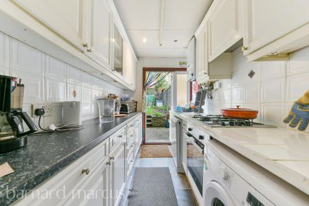 Edencourt Road - Photo 4