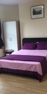 4 bedroom maisonette for rent - Photo 3