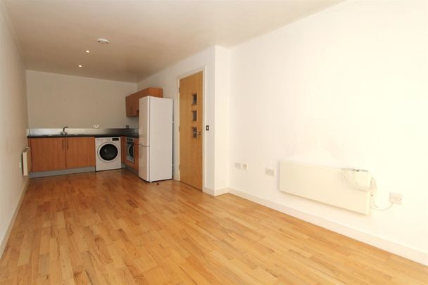 Waterloo Apartments, Leeds City Centre, LS10 1JA - Photo 1