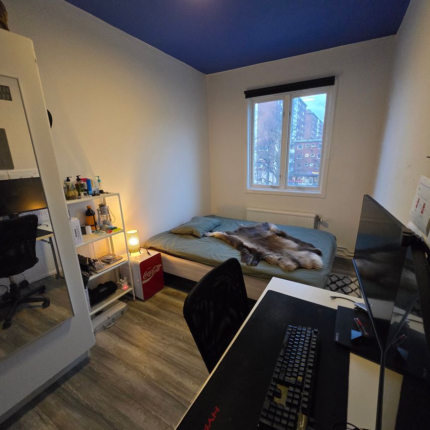 Kustroddaregatan, Göteborg - Photo 1