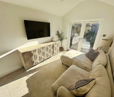 Lincoln Road, Lincoln, Washingborough - Photo 1