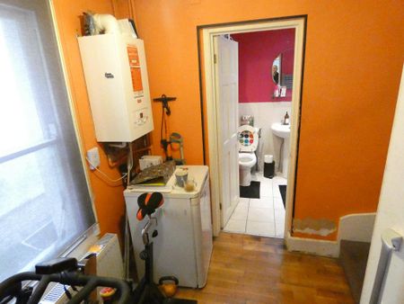 1 bedroom flat to rent - Photo 2