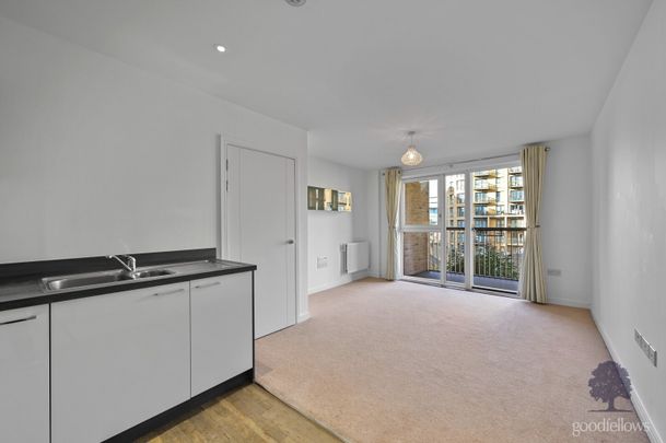 Connersville Way, Croydon, CR0 - Photo 1