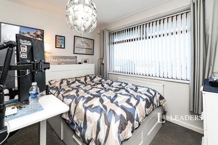 3 bedroom terraced house to rent - Photo 4