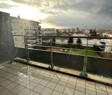 Location Appartement 2 pièces 41m² VILLEFRANCHE SUR SAONE 69400 - Photo 5